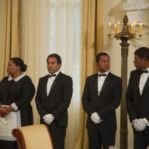 The Butler - Un maggiordomo alla Casa Bianca: Cuba Gooding Jr. in una scena con Forest Whitaker e Lenny Kravitz