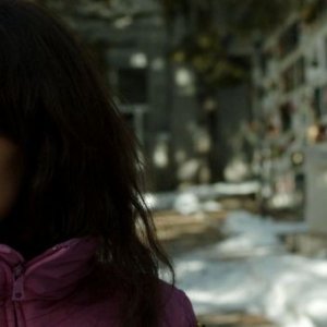 Neve: Esther Elisha in una scena del film