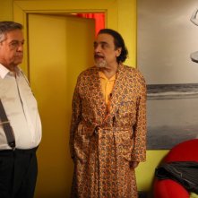 Casa e bottega: Renato Pozzetto e Nino Frassica in un momento della fiction Rai