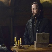Tom Mison e John Noble in Sleepy Hollow, episodio The Golem