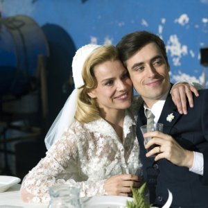 Un matrimonio: Micaela Ramazzotti e Flavio Parenti nella fiction