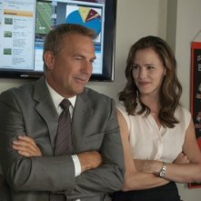 Draft Day: Kevin Costner e Jennifer Garner in una scena