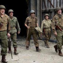 The Monuments Men: George Clooney, Matt Damon, Bill Murray e John Goodman ridono in una scena del film