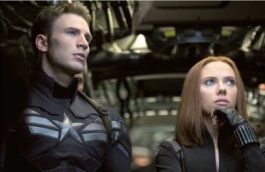 Captain America: The Winter Soldier - Scarlett Johansson e Chris Evans insieme