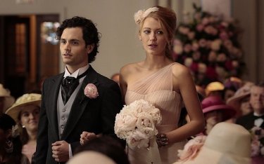 Gossip Girl: enn Badgley and Blake Lively in a scene from the new York episode, I Love You XOXO!