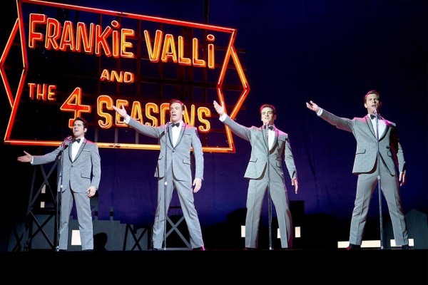 Jersey Boys: John Lloyd Young, Erich Bergen, Vincent Piazza e Michael Lomenda sul palco
