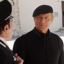 Don Matteo 9: Terence Hill e Nino Frassica in una scena