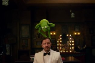 Promo 'Across the Internet' - Muppets Most Wanted