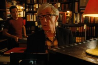 Trailer 2 - Fading Gigolo