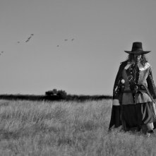 A Field in England: Reece Shearsmith vaga per la campagna inglese