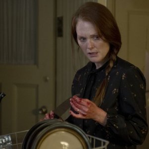 Carrie: Julianne Moore insanguinata in un drammatico momento del film