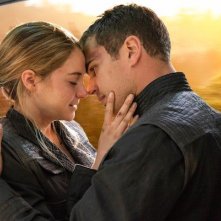 Divergent: un tenero momento tra Shailene Woodley e Theo James