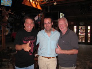 Happy Days: il presidente del fan club, Giuseppe Ganelli, con Anson Williams e Don Most a Los Angeles nel 2010