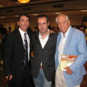 Happy Days: il presidente del fan club, Giuseppe Ganelli, con Garry Marshall al cinquantesimo compleanno di Scott Baio