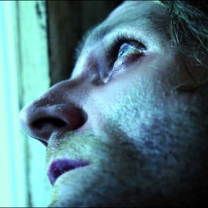 Red Krokodil: il protagonista del film Brock Madson in una scena del film