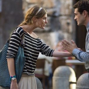 Tutta colpa di Freud: Vinicio Marchioni insieme a Vittoria Puccini in una scena