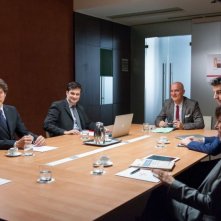 La gente che sta bene: Claudio Bisio in riunione in una scena del film