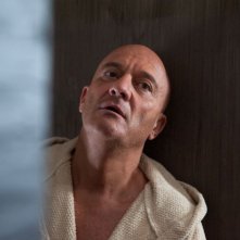 La gente che sta bene: Claudio Bisio in versione disperata in una scena del film