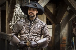 The Musketeers: Howard Charles in un'immagine del primo episodio della serie