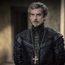 The Musketeers: Peter Capaldi in una scena del primo episodio della serie