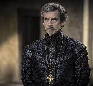 The Musketeers: Peter Capaldi in una scena del primo episodio della serie