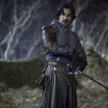 The Musketeers: Santiago Cabrera in un'immagine del primo episodio della serie
