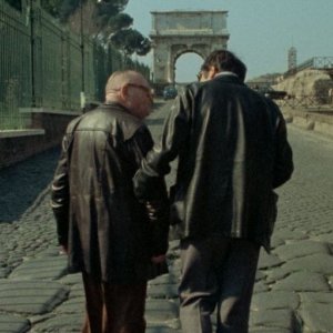Le dernier des injustes: il regista Claude Lanzmann insieme a Benjamin Murmelstein nel 1975 a Roma