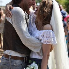 Una donna per amica: Laetitia Casta convola a nozze con Adriano Giannini in una scena del film