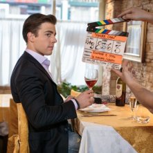 Amore oggi: un'immagine dal set dell'episodio Narciso