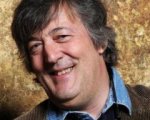 Stephen Fry è il Primo Ministro in 24: Live Another Day