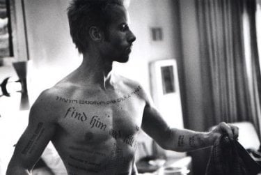 Guy Pearce in Memento