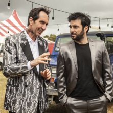 Smetto quando voglio: Paolo Calabresi ed Edoardo Leo in una scena del film