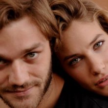Sotto una buona stella: Tea Falco e Lorenzo Richelmy in una foto promozionale
