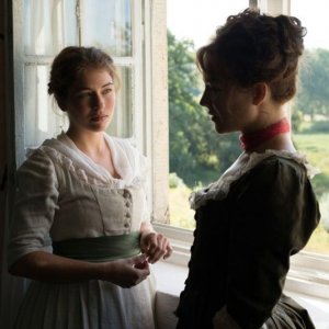 Beloved sisters: Henriette Confurius e Hannah Herzsprung in un momento del film