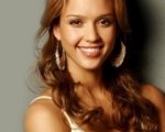 Jessica Alba in The Wright Girls