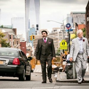 Love is strange: Alfred Molina e John Lithgow in un momento del film