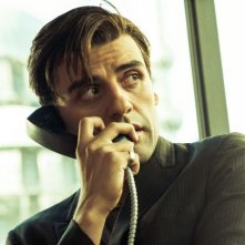 Oscar Isaac in una scena del film I due volti di gennaio