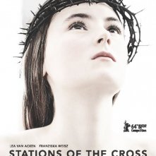 Kreuzweg - Le stazioni della fede: Lea van Acken nella locandina internazionale del film