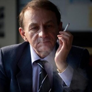 The Kidnapping of Michel Houellebecq: lo scrittore e saggista Michel Houellebecq in una scena del documentario