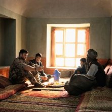 Inbetweens Worlds: Ronald Zehrfeld con Mohsin Ahmady in una scena