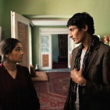 Inbetweens Worlds: Saida Barmaki e Mohsin Ahmady in una scena