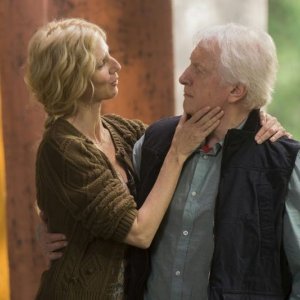 Life of Riley: Sandrine Kiberlain e André Dussollier in una scena