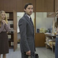 The Nymphomaniac - Part1: Shia LaBeouf con Stacy Martin e Felicity Gilbert in una scena