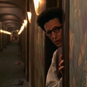 Barton Fink: lo stralunato eroe coeniano interpretato da John Turturro