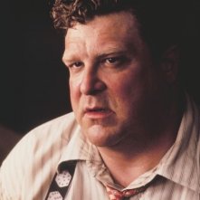Barton Fink: un primo piano di John Goodman