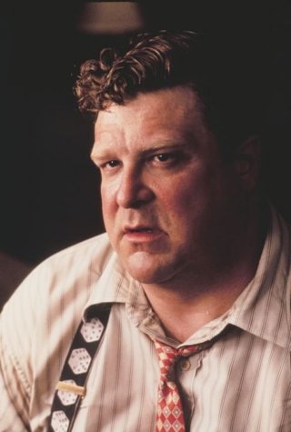 Barton Fink: un primo piano di John Goodman
