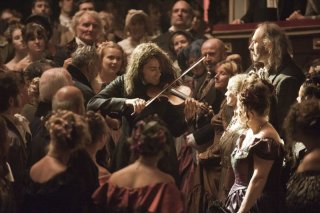 Il violinista del diavolo: David Garrett tra il pubblico durante un'esibizione in una scena del film