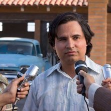 Michael Peña in un'immagine di César Chávez