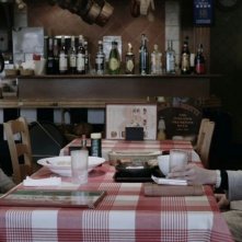 Forma: Nagisa Umeno in una scena del film con Emiko Matsuoka