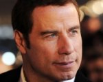 John Travolta tra Gummy Bear e A Three Dog Life